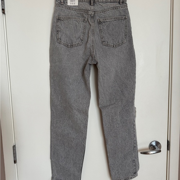 Zara Women’s Gray High Rise Ankle Length Classic Mom Fit Jeans - Picture 4 of 5